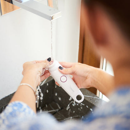 Accesorio para Cepillo Facial Eléctrico Resistente al Agua, Proporciona una Limpieza 4 Veces Más Profunda que la Limpieza Manual / FC45A Marca Beurer