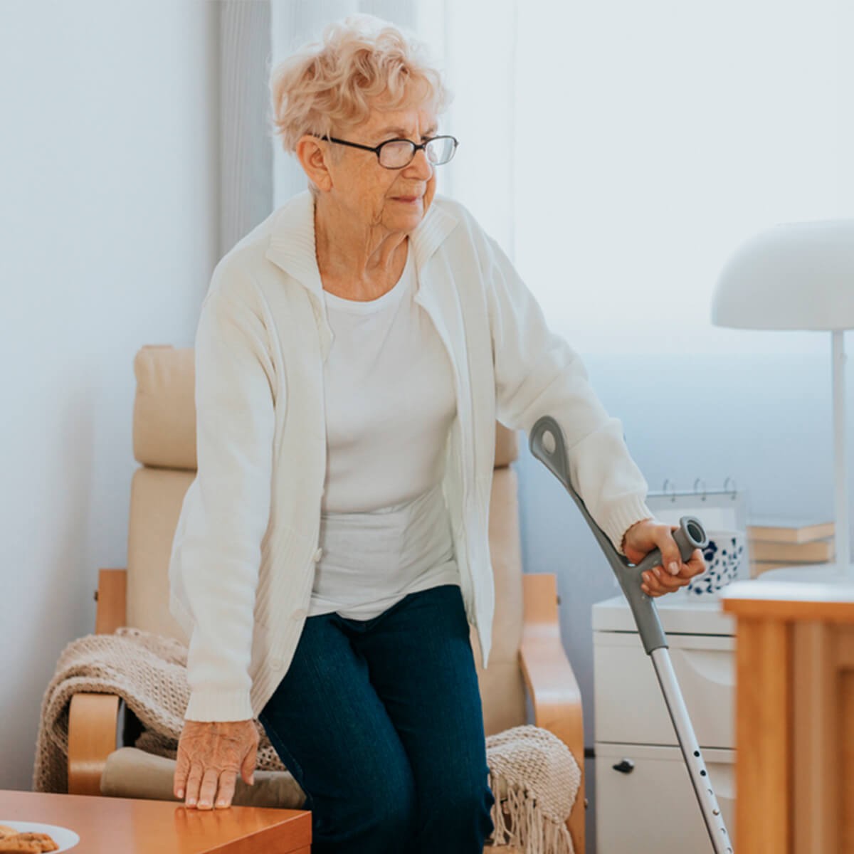 Bastón canadiense europeo con empuñadura ergonómica | Ligero, resistente y regulable Handy