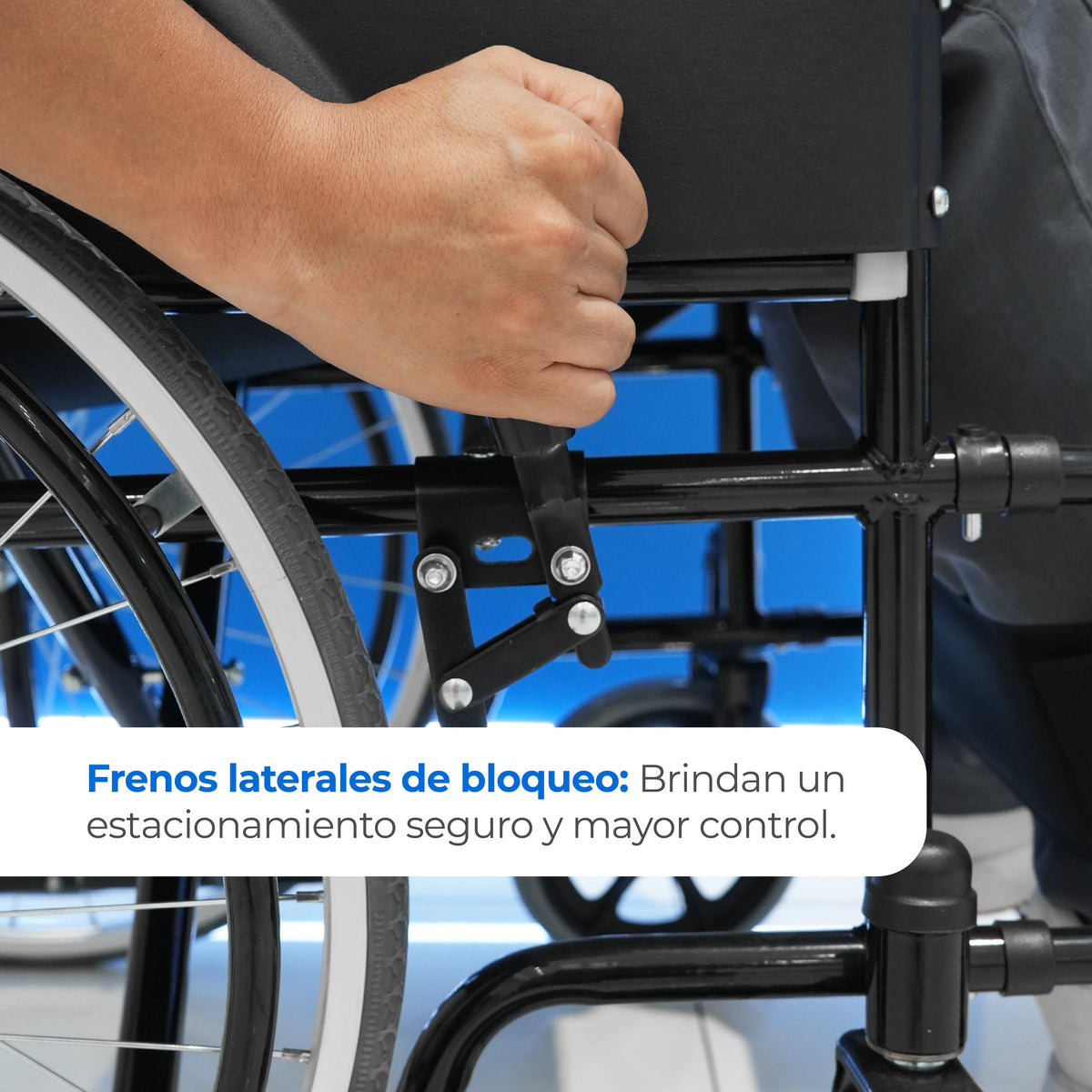 Silla de Ruedas Manual S100B para Adulto con Reposapiés Desmontables y Freno | Hasta 100 kg Handy